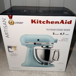 KitchenAid  5 QT Tilt-Head Stand Mixer