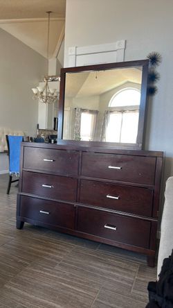 Dresser~peinador