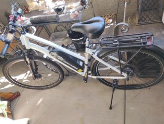 EVERCROSS EK28 28" Electric Mountain Bike – Like New, 500W Motor