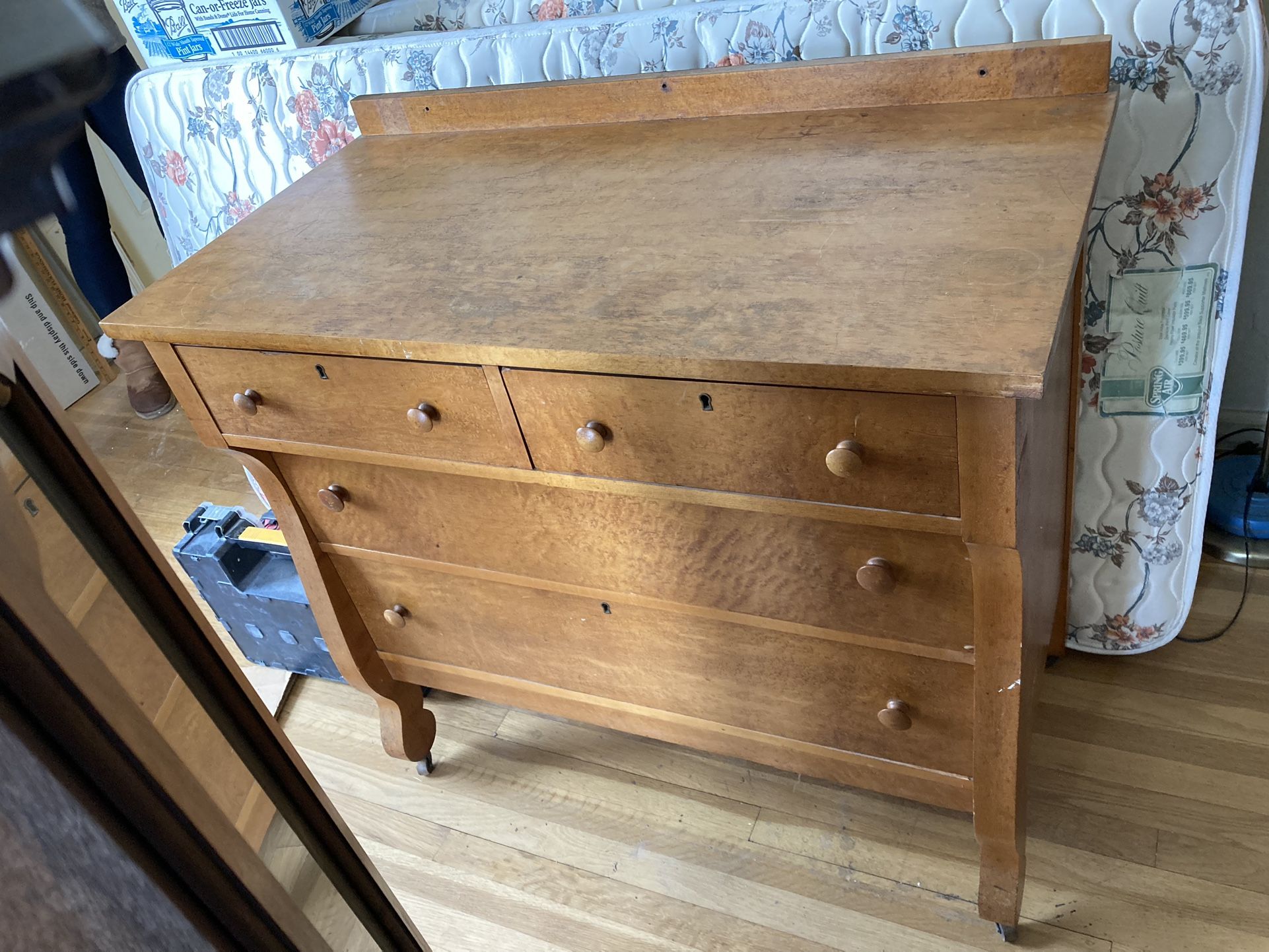 Make-an-Offer Estate Sale
