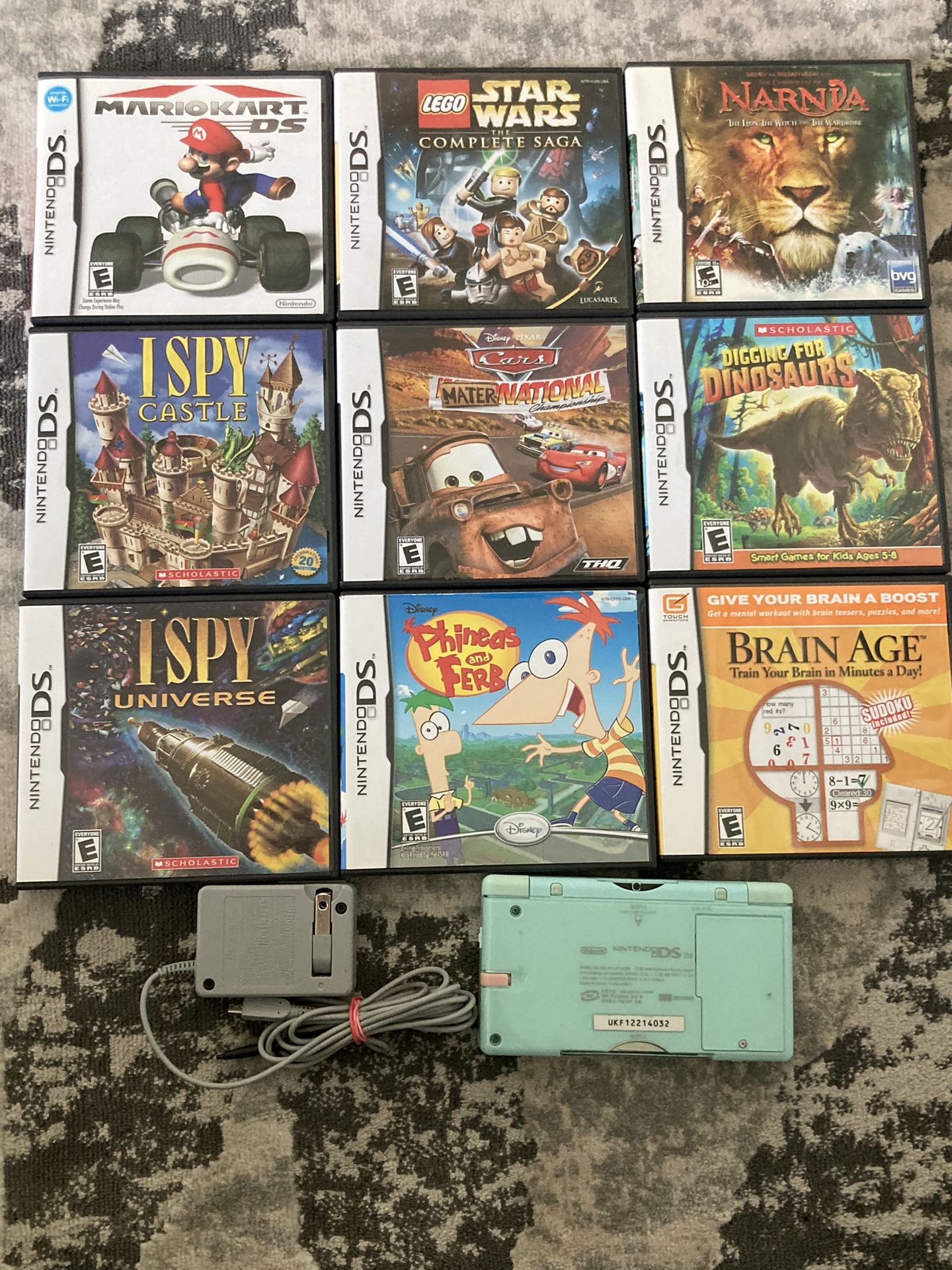 Nintendo DS Lite Mint Green Charger 9 Game Mario Kart Star War Complete Saga Leg