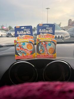 Egg cellent brand new still in box crazy Aaron’s thinking putty