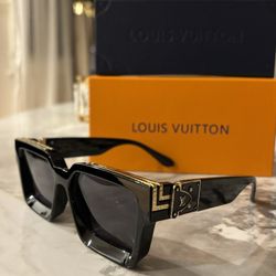 Louis Vuitton Millionaire Sunglasses - Black & Gold Square Frame