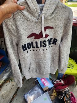 Hollister gray hoodie