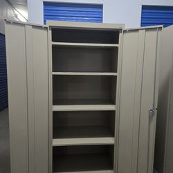 Solid Metal Storage Cabinet With 2Keys Each 