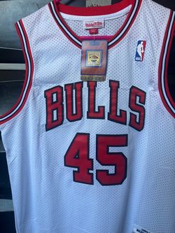 Jersey size large