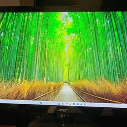 DELL INSPIRON 3668 Windows 11 25H2 i5 7400 CPU 3.O GHz 240GB SSD DRIVE 8GB RAMS