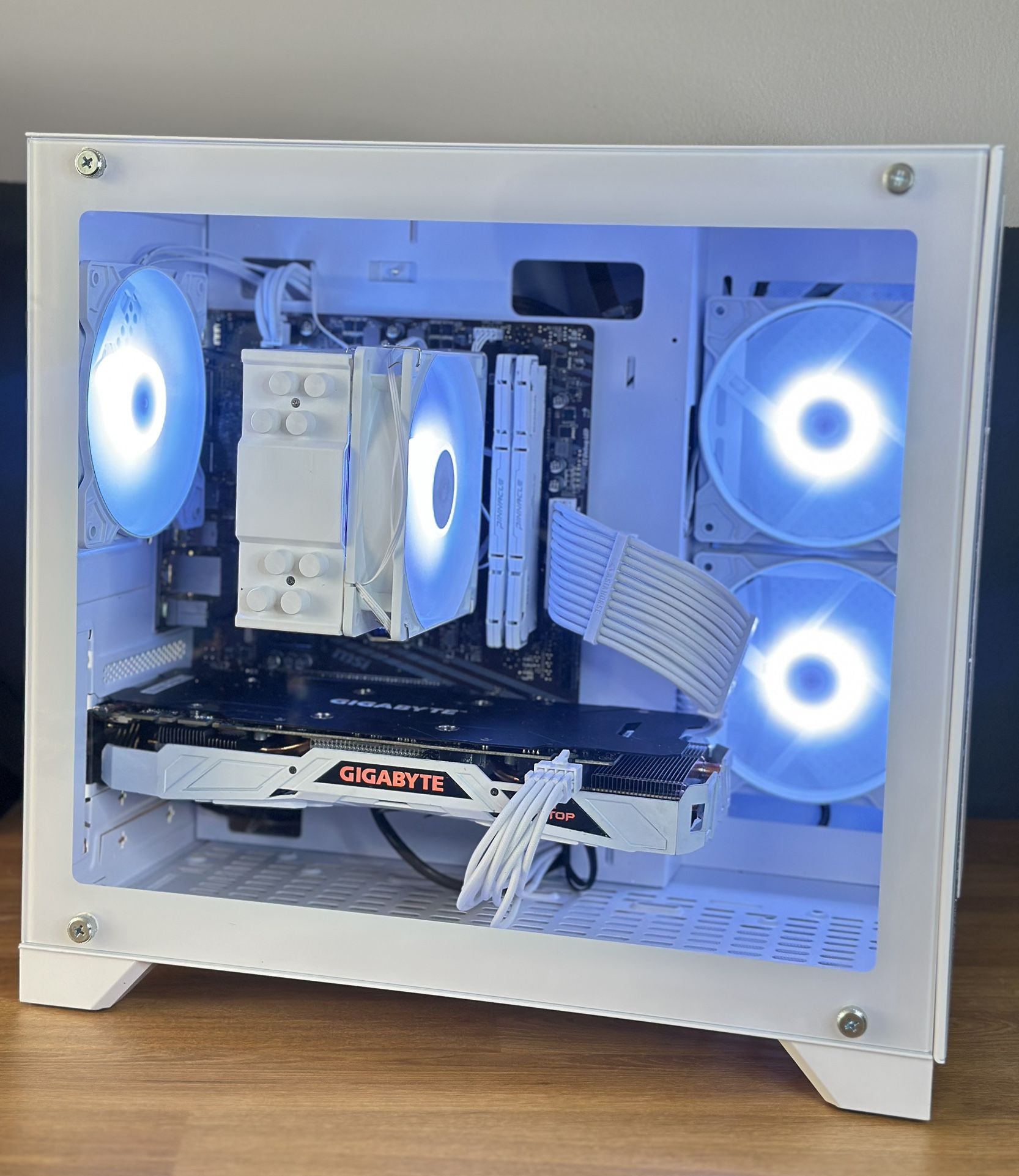 New 1080p/1440p PC 32GB Ram 1070 Ti Ryzen 3600