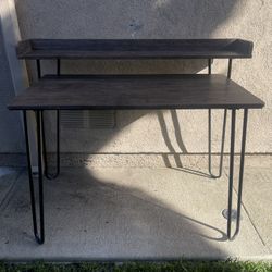 Wood Desk With Riser 