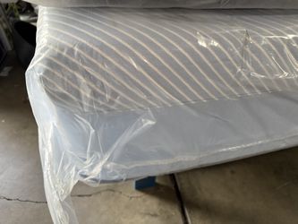 Sealy Posture Pedic Hybrid Twin XL mattress, brand new