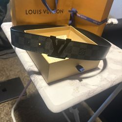 Black Checkered Louis Vuitton Belt - Size 90/36
