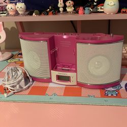 Emerson Pink Portable Docking Station For Ipod