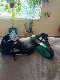 New no box Retro Aqua Air Jordans  boys 7