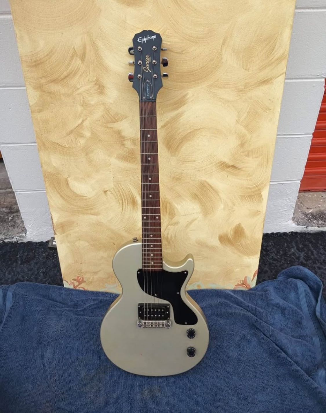 Electric Guitar