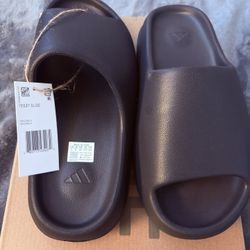 Yeezy Slides