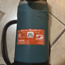 DYNABRADE Electric Dynafile Il Belt Tool Kit - Ready to use, with 20 belts