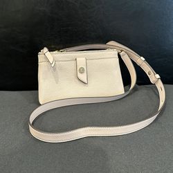 Michael Kors Crossbody Wallet/Bag