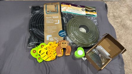 Baby proofing bundle - edge and corner protectors, door inserts