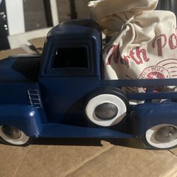 Metal Cookie Trucks Perfect For Gifts