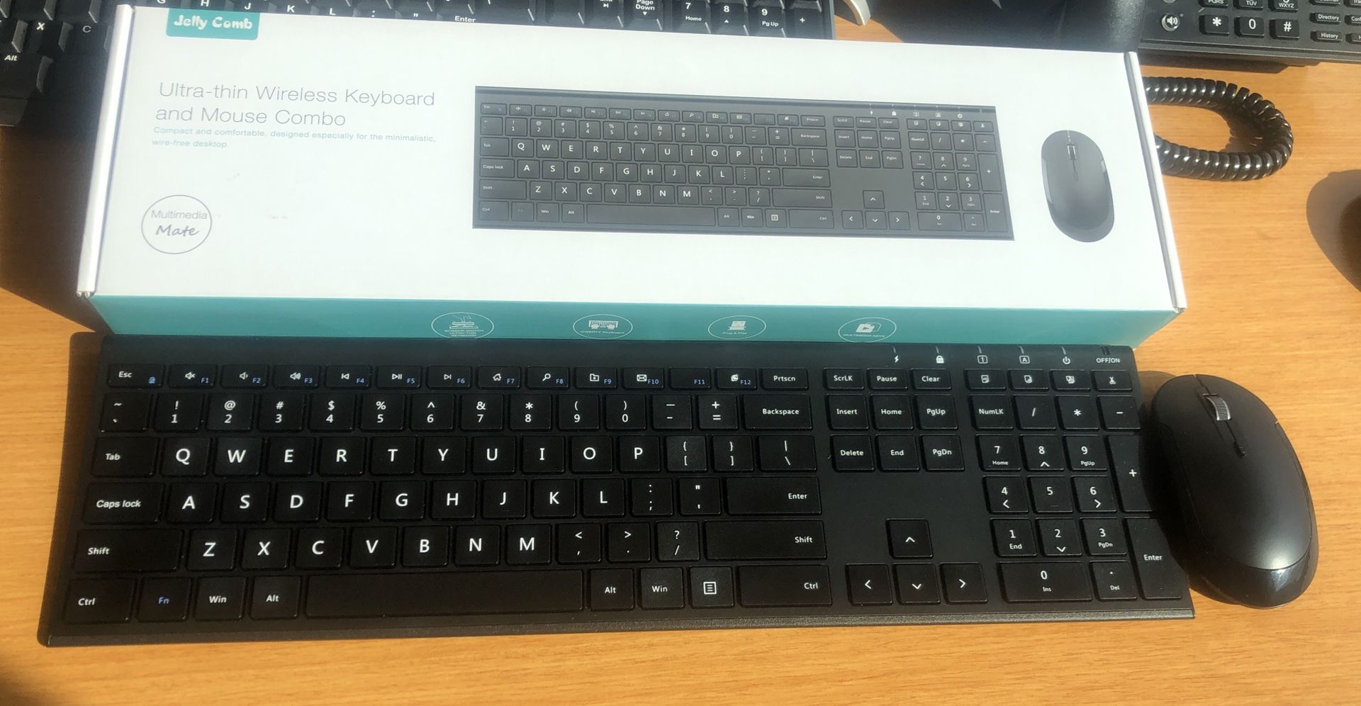 Jelly Comb Ultra Thin Wireless Keyboard & Mouse