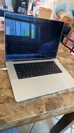 MacBook Pro M4