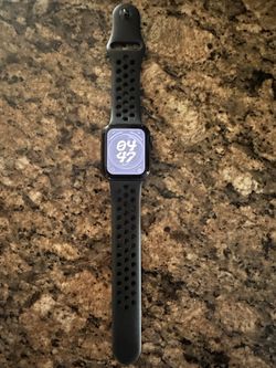 Nike apple watch SE