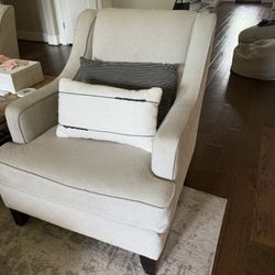 2 Love seats - Bassett