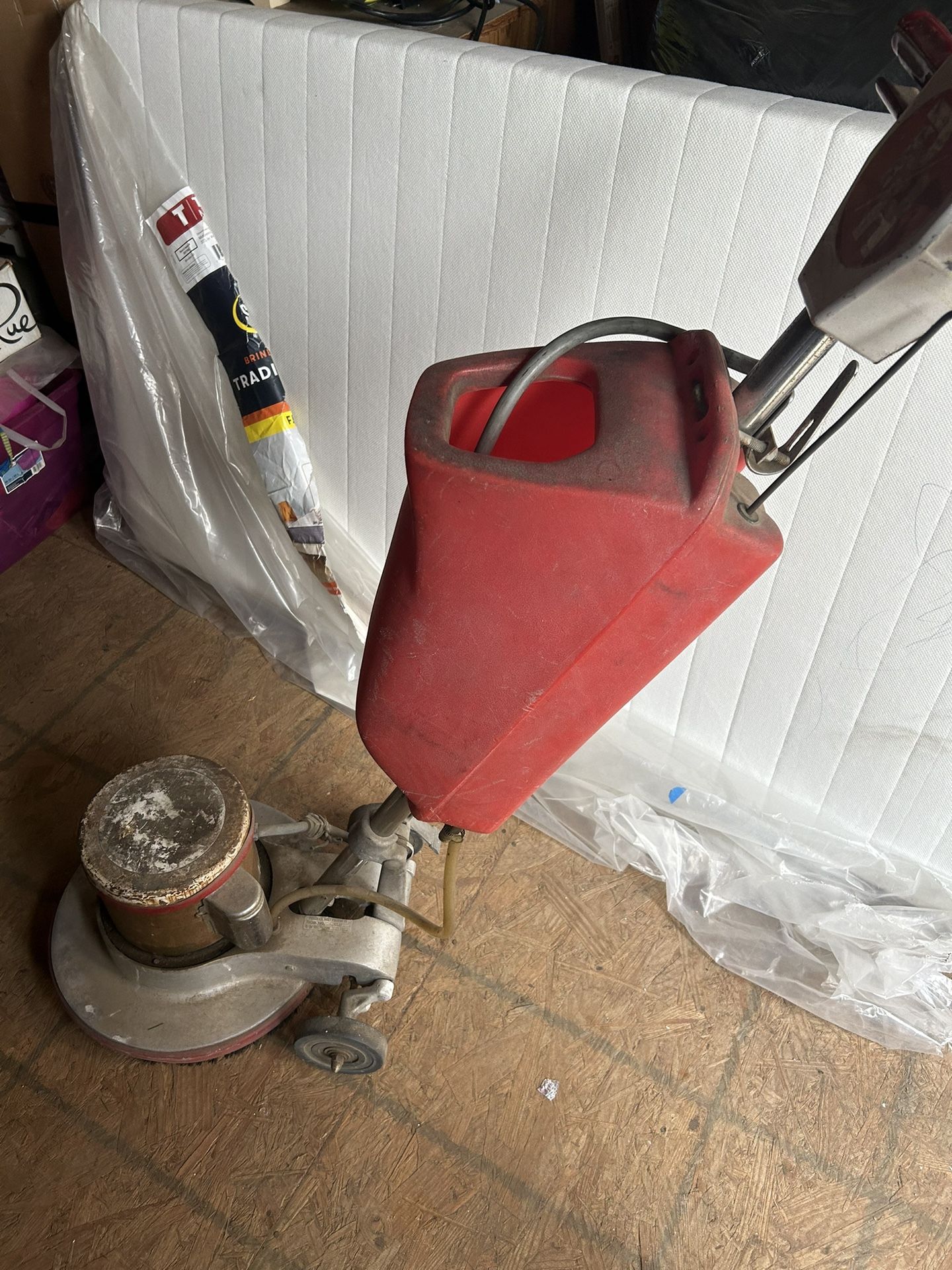 Floor Buffer, Scrubber
