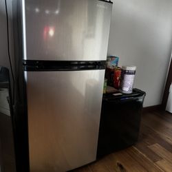 Mini Fridge Package Deal 2 For 1