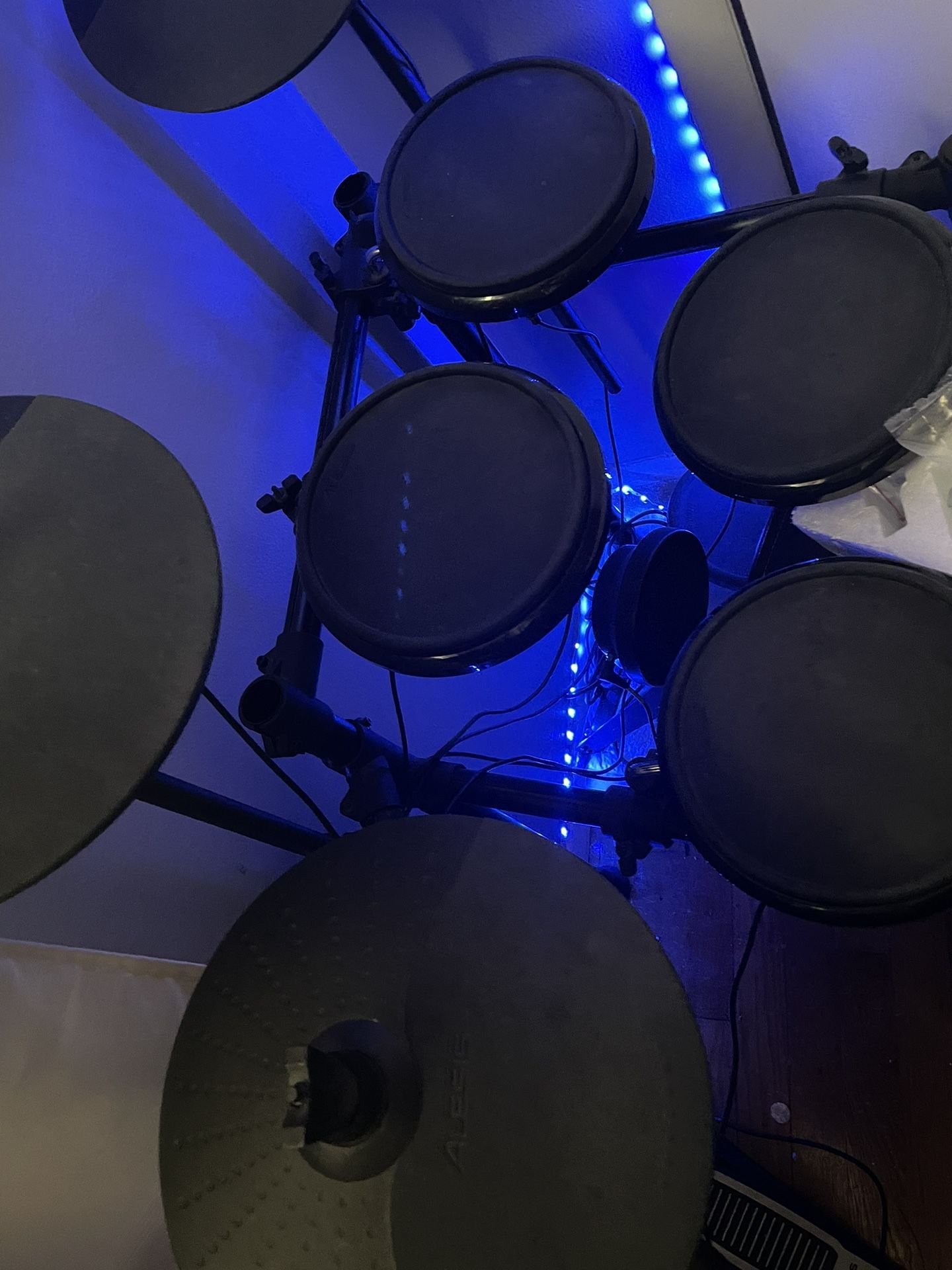 Alesis Nitro Electric Drum
