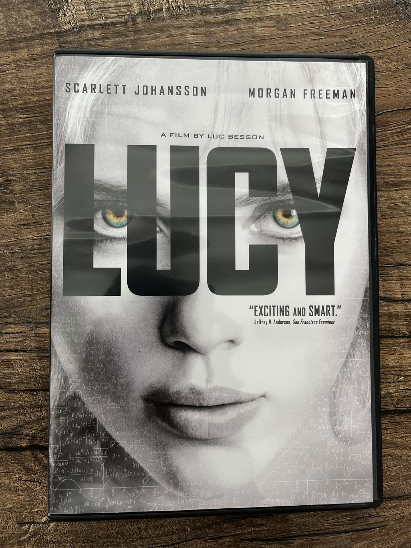 Lucy (2015) DVD Scarlett Johansson