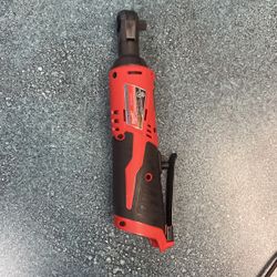 Milwaukee 3/8 Ratchet 