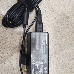 Lenovo 20v - 45W 2.25A Laptop AC Adapter 00HM616