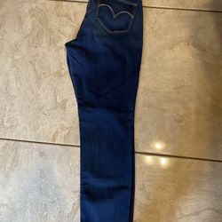 Levi’s Low Rise Skinny Jeans