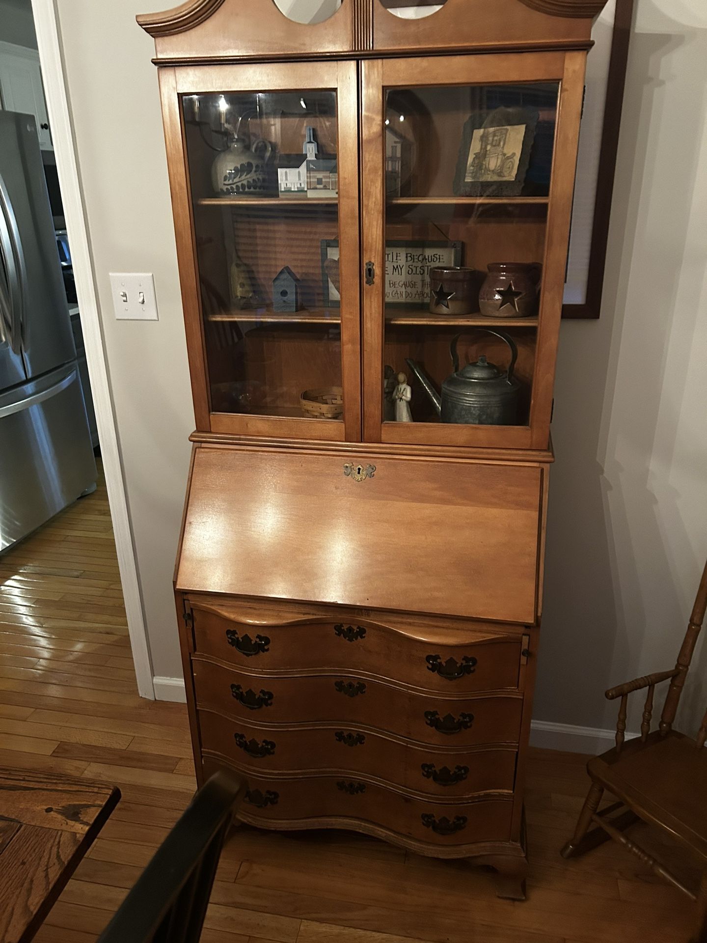 Oak secretary