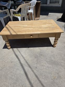 Solid Wood Coffee table