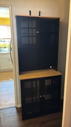 HOMCOM 5-Shelf Black Kitchen Storage Pantry with Microwave Shelf
