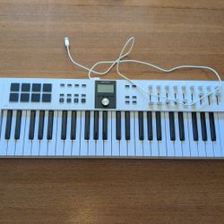 Arturia Keylab Essential 49 MIDI Keyboard