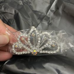 Rhinestone Tiarra Comb