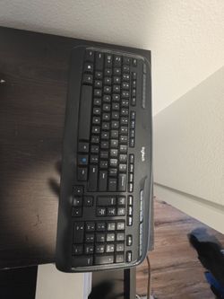 LOGITECH KEYBOARD (BLUETOOTH)