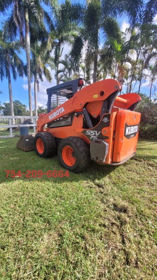 SKID STEER KUBOTA SSV75