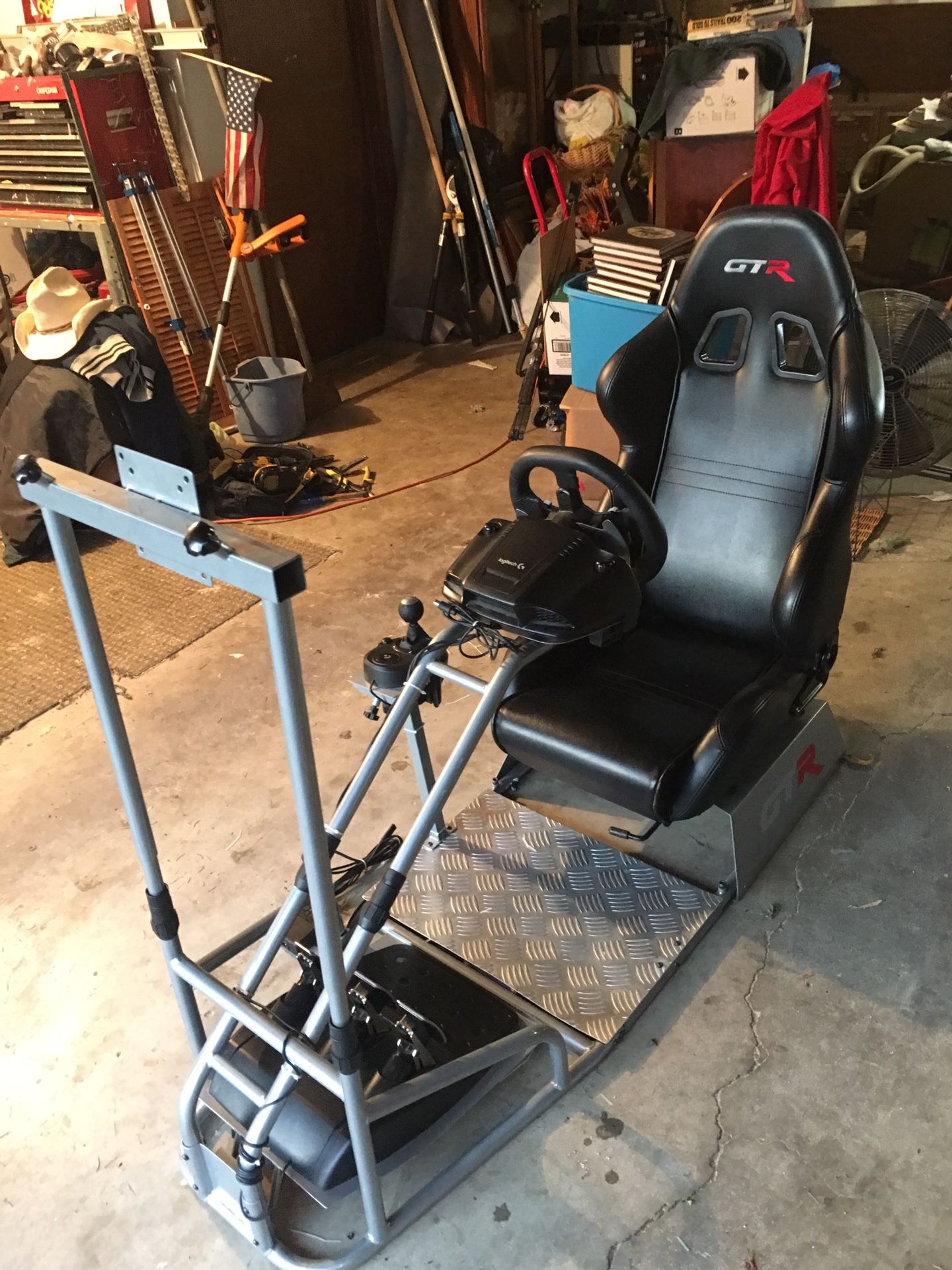 GTR 920 simulator racing seat, racing wheel and shifter