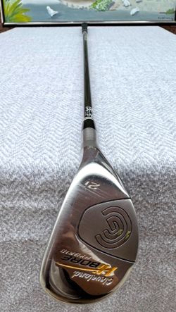 Cleveland HiBore 2 Hybrid Golf Club – 19° – Graphite Shaft – Nice Condition