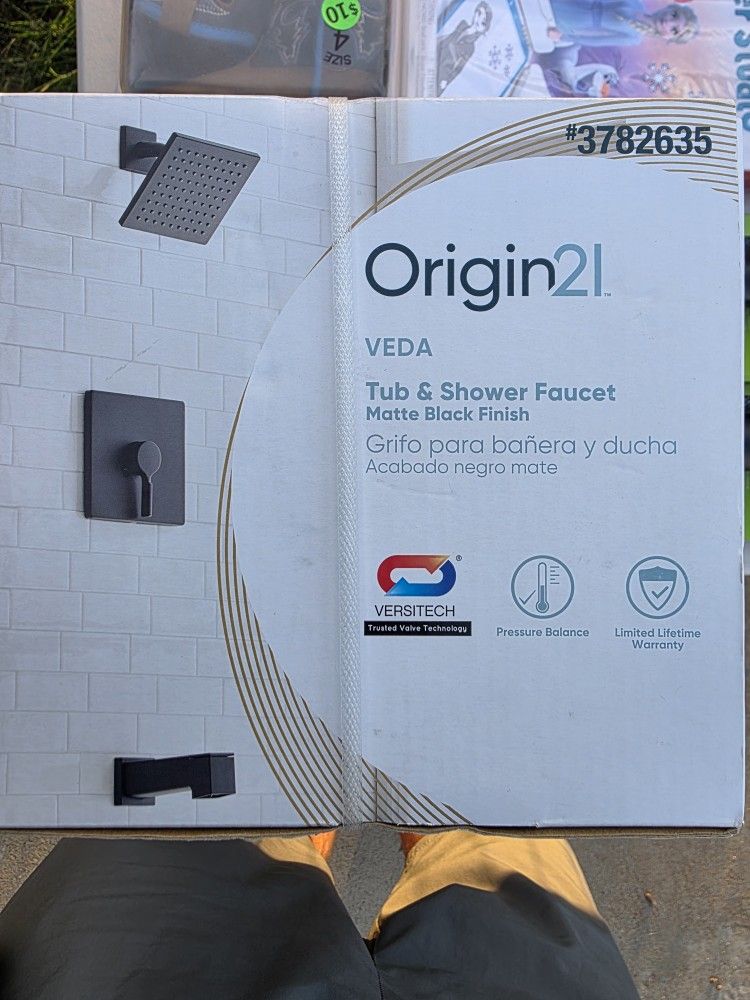Origin 21 Tub & Shower Faucet Matte Black