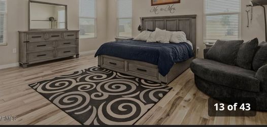 5 piece King bedroom set