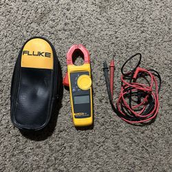 Fluke 323 Clamp On Meter 