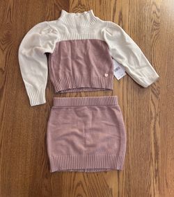 Girls 3T BCBG 2pc Set Sweater and Skirt NWT 