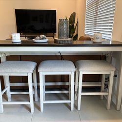 Bar table with stools