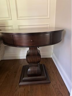 Ballard Designs Doran Side / Accent Table - Excellent Condition