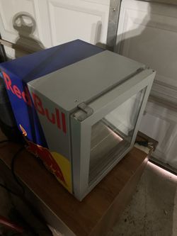 Mini Fridge Red Bull 